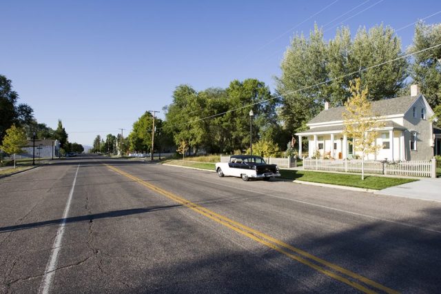 Discovery Road is a television program about the historic Highway 89 and introduces users to people and places along the way.