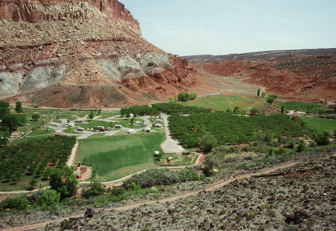 capitol reef campgrounds